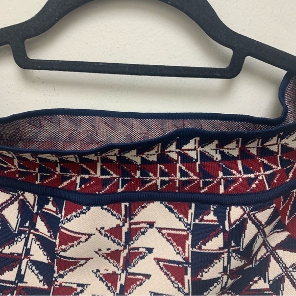 BCBGMaxAzria Kayann Off Shoulder Knit Crop Top - Picture 6 of 11